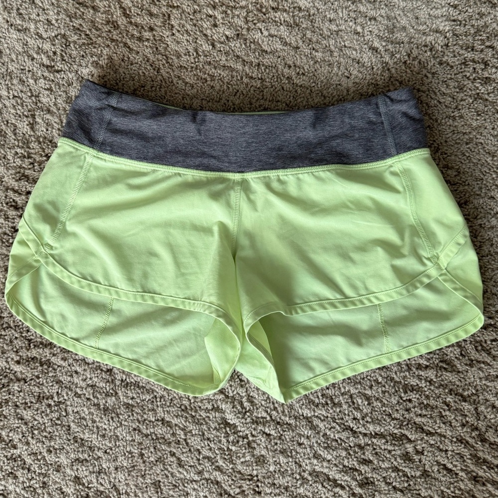 Lululemon Speed Up Shorts 2.5”